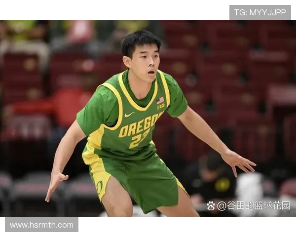 北京足球队的节奏揭秘:从训练到比赛的全景探索与激情碰撞 北京足球队的节奏揭秘:从训练到比赛的全景探索与激情碰撞